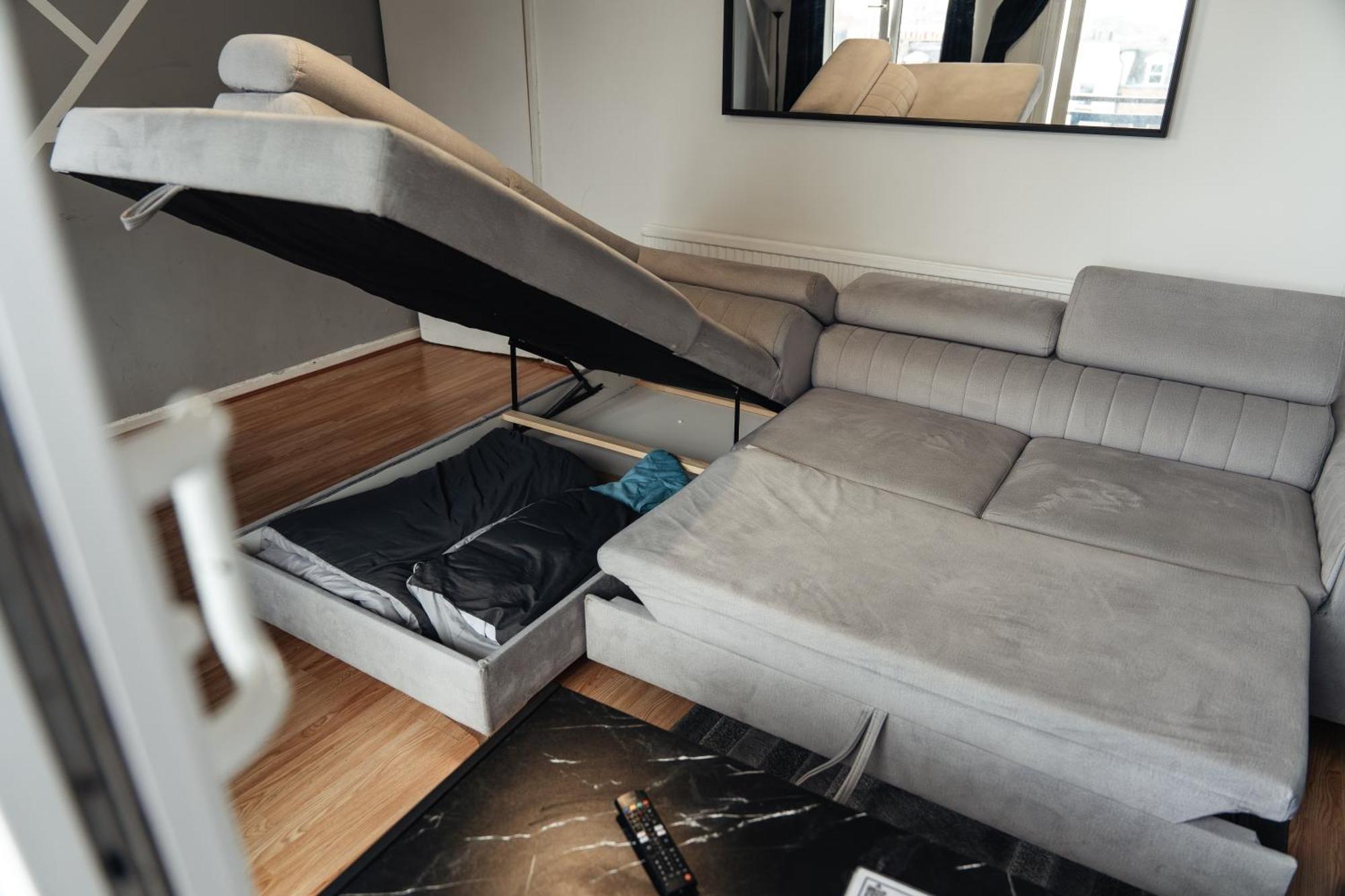 Апартаменты Shard View 2 Bed Entire Flat Лондон Экстерьер фото